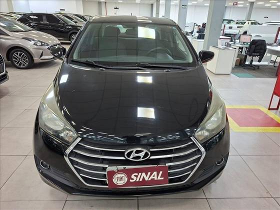 HYUNDAI HB20S 1.0 COMFORT PLUS 12V FLEX 4P MANUAL